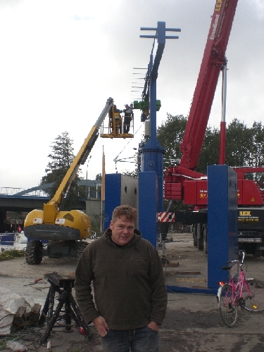 Neuer Kran bei Hollandboot in Berlin - Winterlager in Berlin