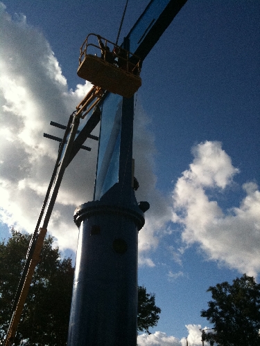 Neuer Kran bei Hollandboot in Berlin - Winterlager in Berlin